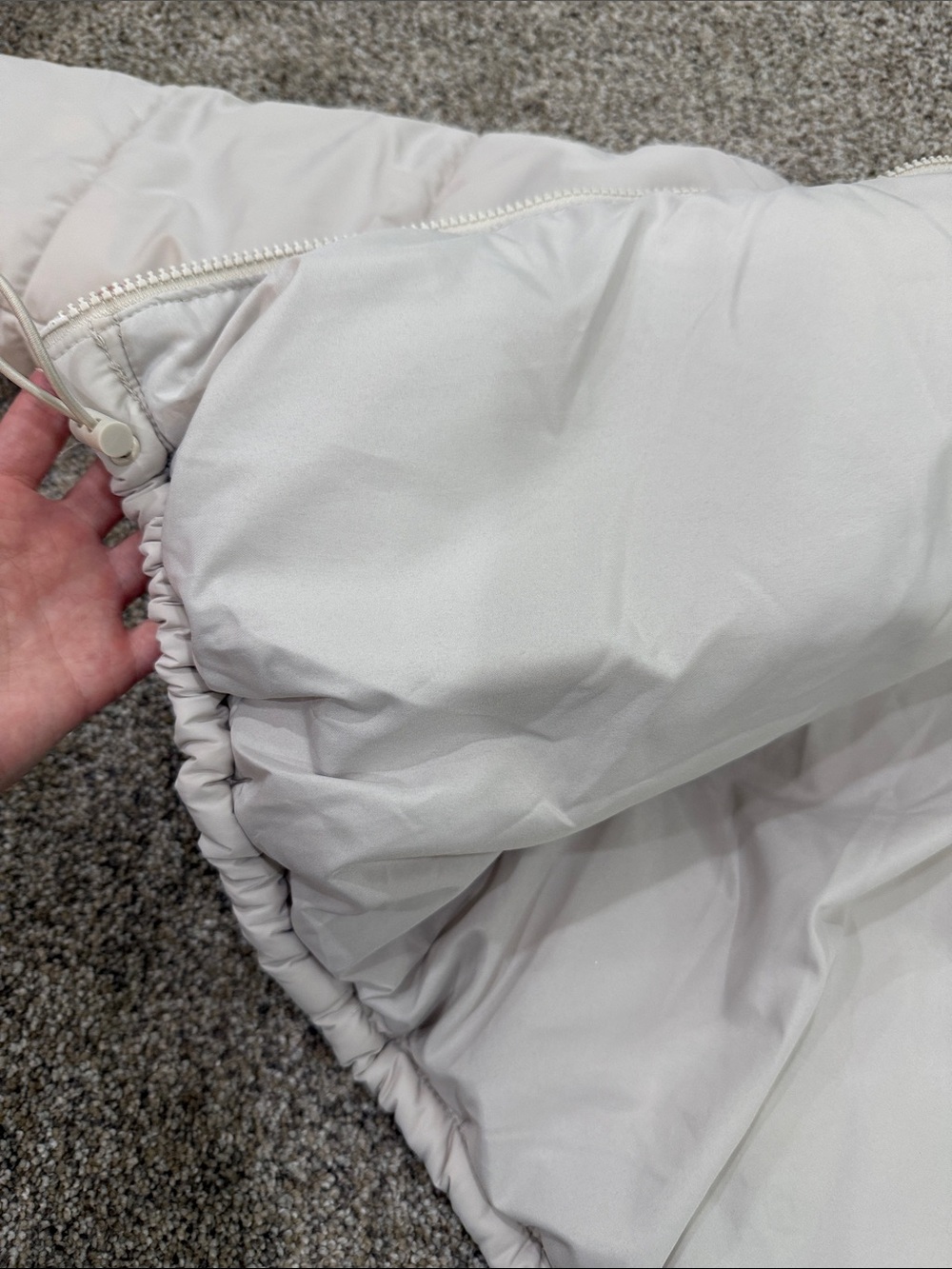 H&M Off-White Cropped Puffer Jacket - Picture 3 of 9